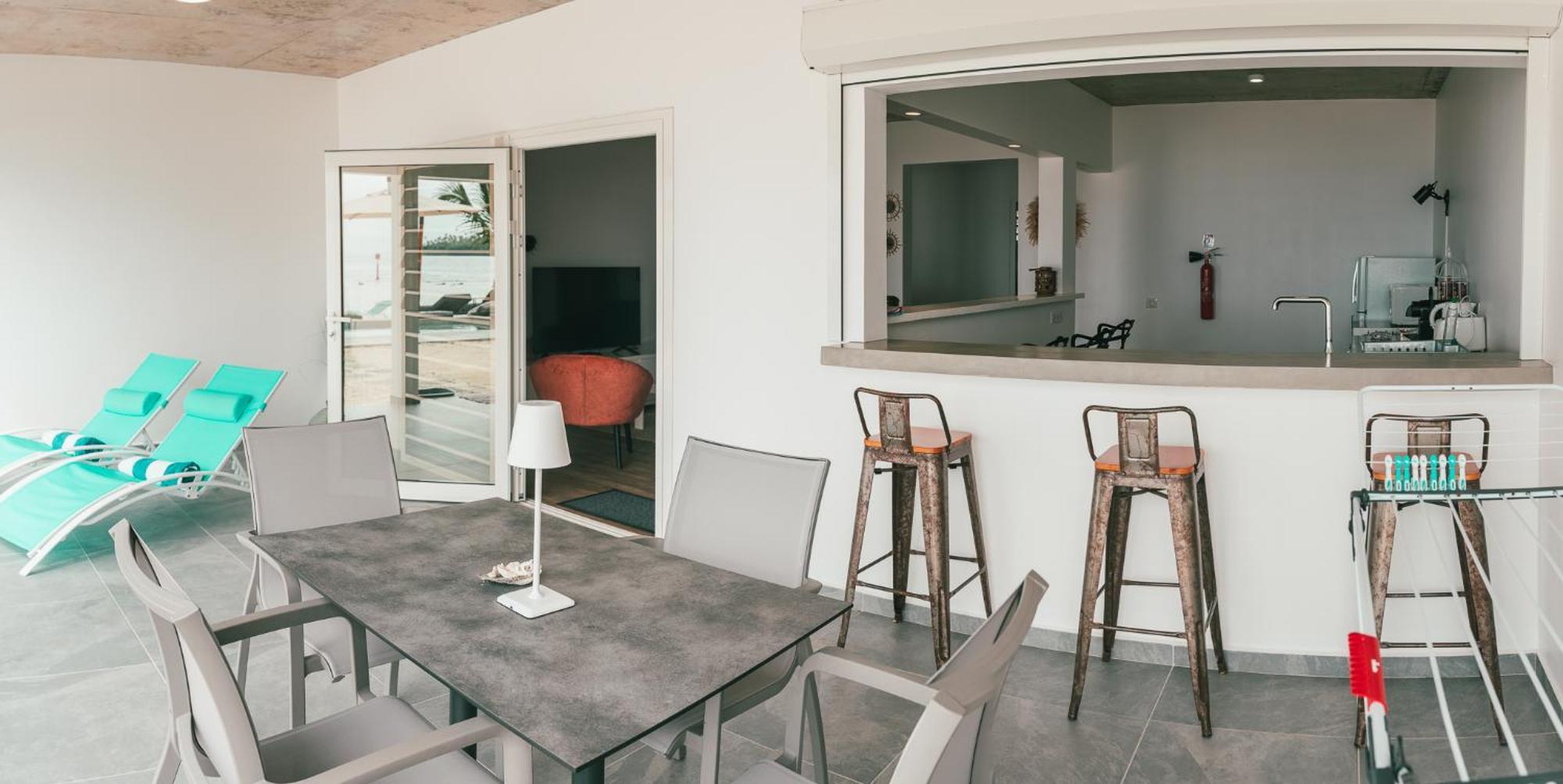Pension Irivai, Appartement Rava 1 Chambre Bord De Mer أوتوروا المظهر الخارجي الصورة