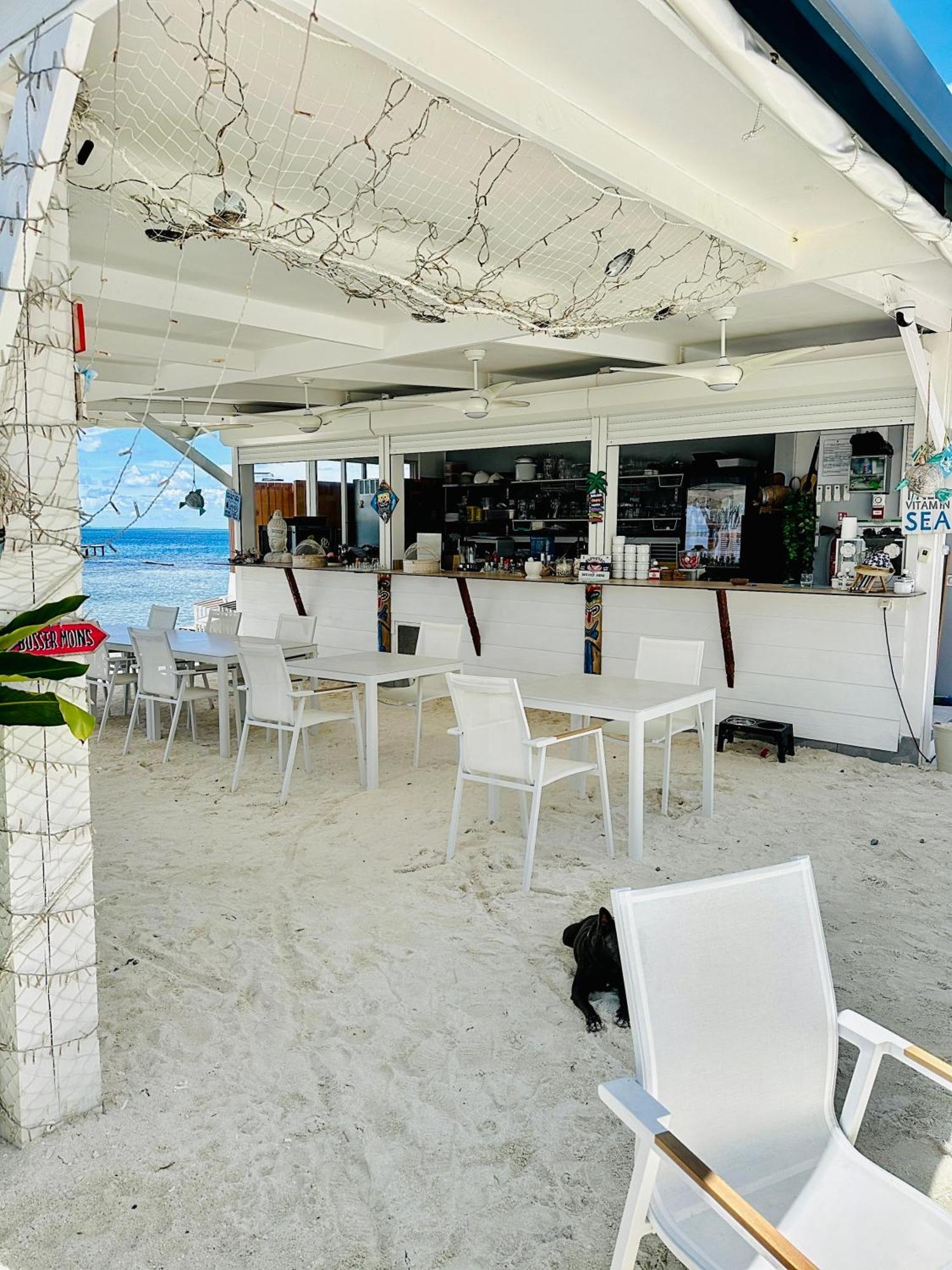 Pension Irivai, Appartement Rava 1 Chambre Bord De Mer أوتوروا المظهر الخارجي الصورة